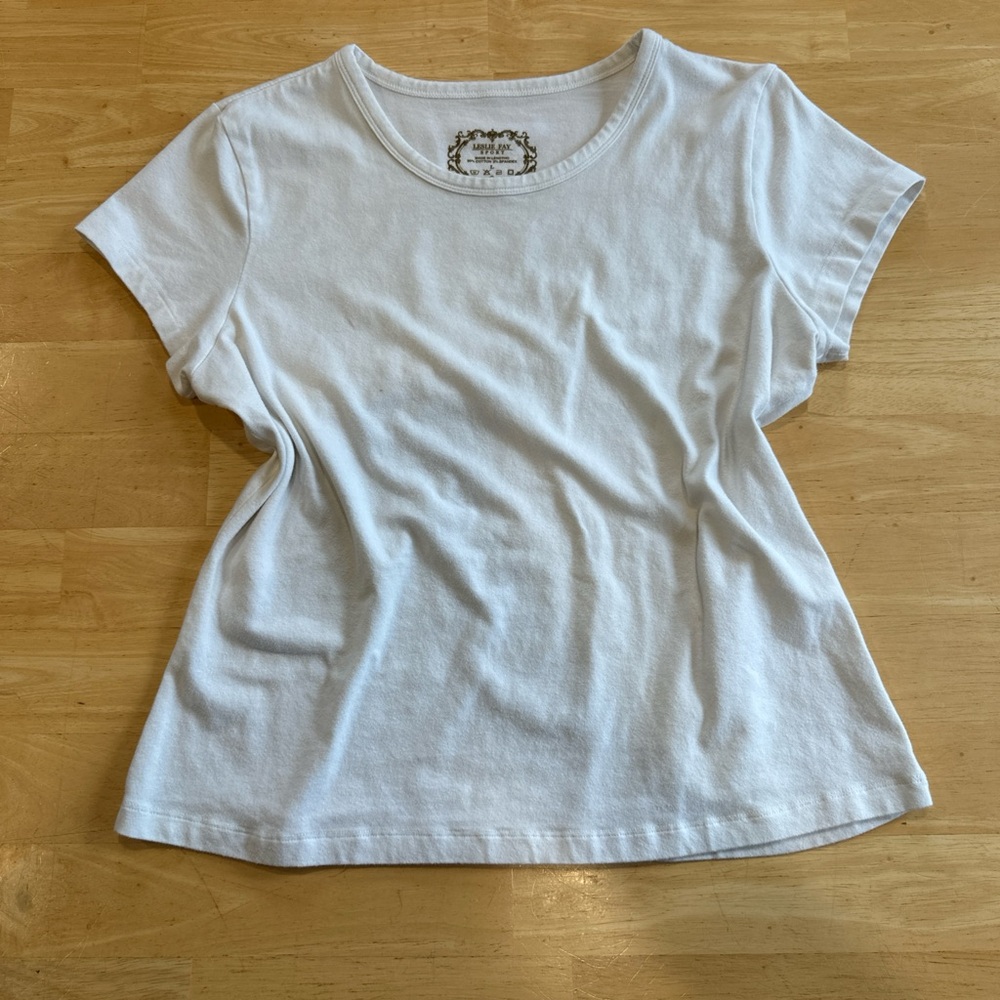 Leslie Fay Sport White Women's T-Shirt Large